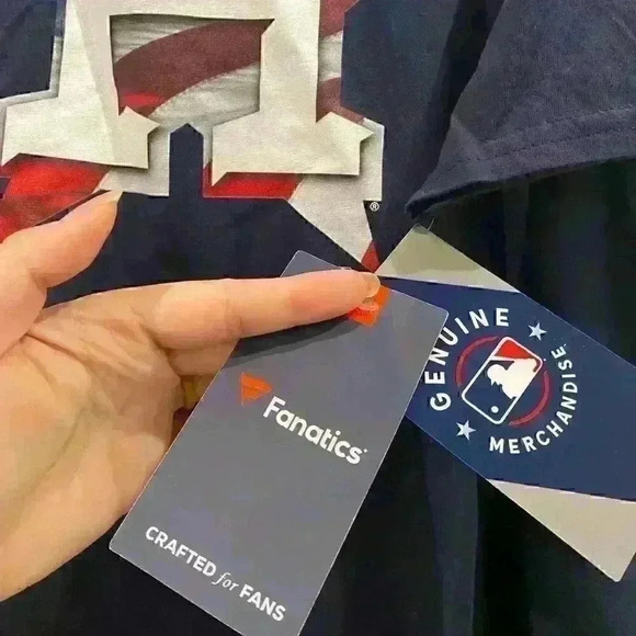 NWT FANATICS HOUSTON ASTROS | Banner Wave T-shirt | men’s Sz L - Picture 3 of 4